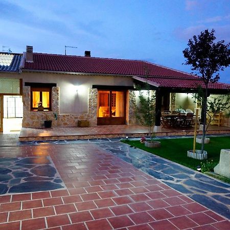 Casa Rural La Cija Del Abuelo A 1 Hora De Madrid Segovia Exterior foto